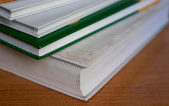 В Курской области при учреждениях культуры откроют книжные лавки по поручению губернатора В Курской области при учреждениях культуры откроют книжные лавки по поручению губернатора