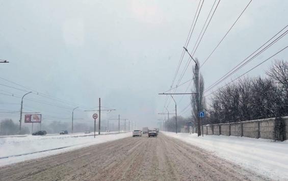 В Курской области временно закрыли движение по дороге Рыльск — Хомутовка из-за обстановки