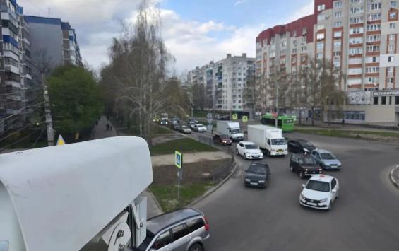 На улице Энтузиастов в Курске заработала камера, фиксирующая непропуск пешеходов
