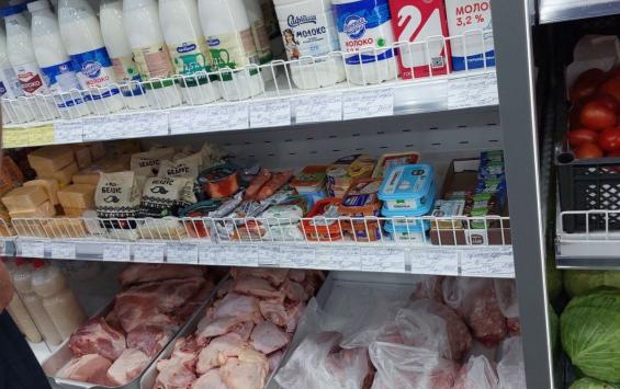 Куряне стали чаще покупать продукты и автомобили Куряне стали чаще покупать продукты и автомобили