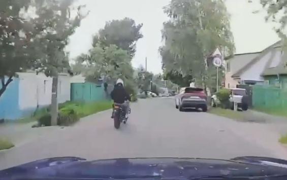 В Курске задержали скрывшегося с места ДТП мотоциклиста без водительских прав В Курске задержали скрывшегося с места ДТП мотоциклиста без водительских прав