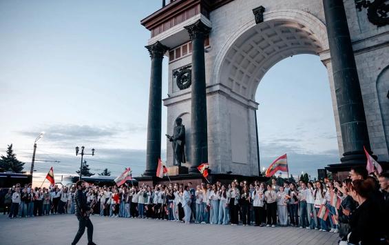 138 выпускников из Курской области отправились на Кремлёвский бал