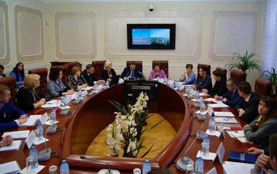 В Курске обсудили региональные аспекты денежно-кредитной политики Банка России